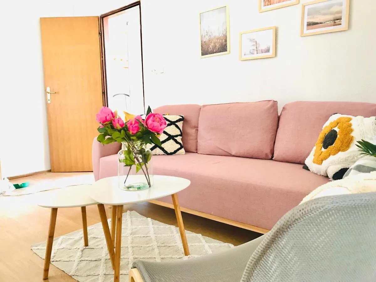 Apartmani-Okrug Gornji-Ciovo Trogir